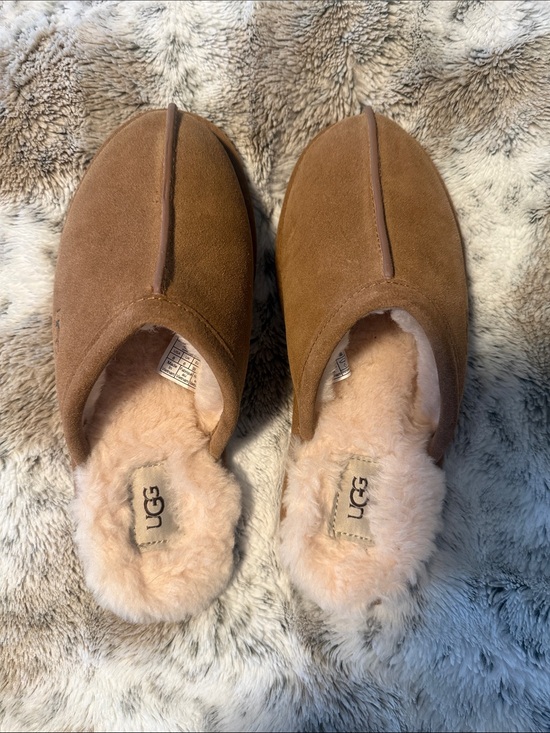 UGG Shoes - UGG Chestnut Suede Shearling Clog Slippers
